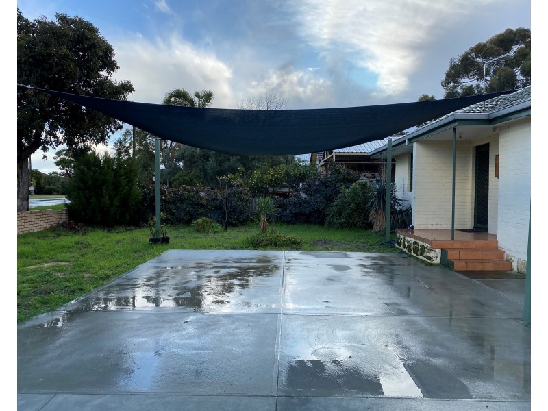 16 Counsel Road, Coolbellup WA 6163