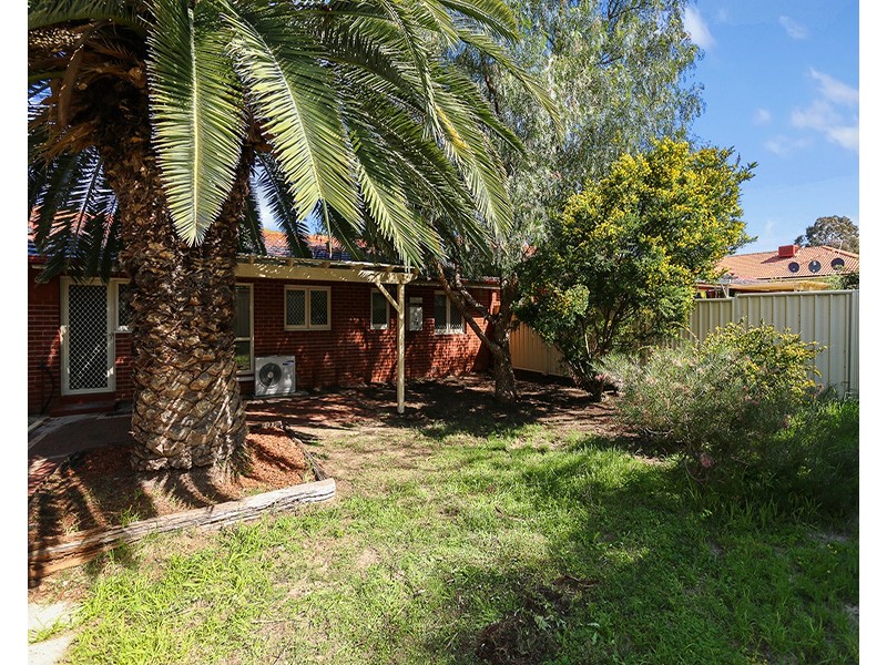 22C Alonso Street, Coolbellup WA 6163