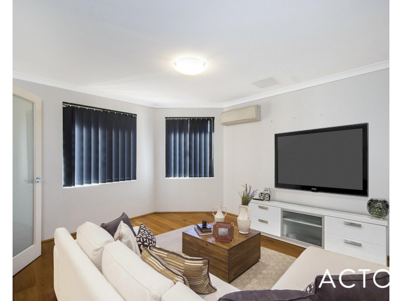 165A Forrest Road, Hamilton Hill WA 6163