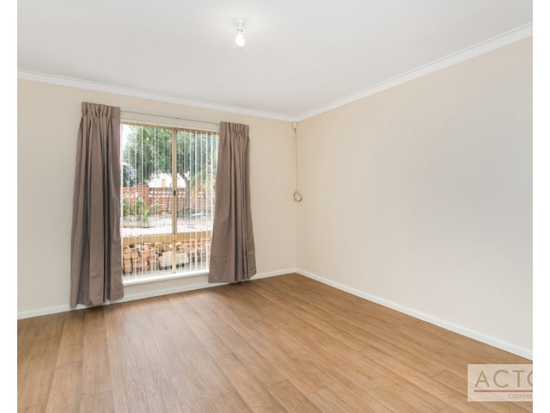 67 Barrington Street, Munster WA 6166