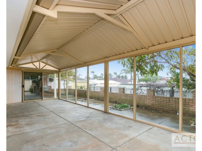 67 Barrington Street, Munster WA 6166