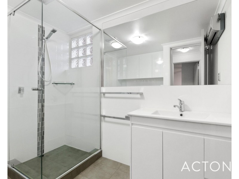 14/33 Paddington Court, Bibra Lake WA 6163