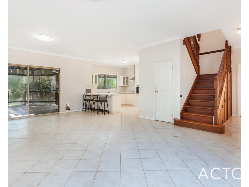 100 Verna Court, Cockburn Central WA 6164