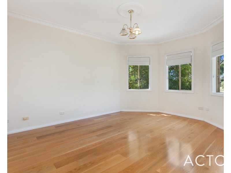 100 Verna Court, Cockburn Central WA 6164