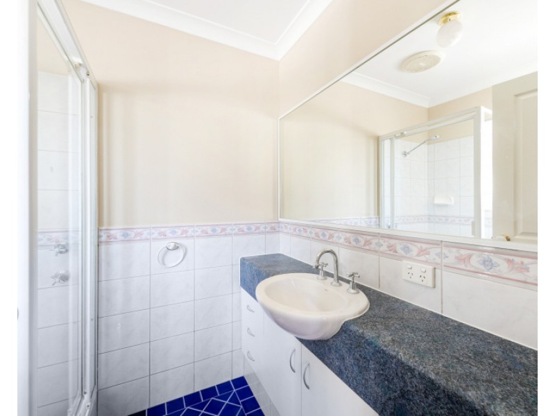 22A Sumich Gardens, Coogee WA 6166