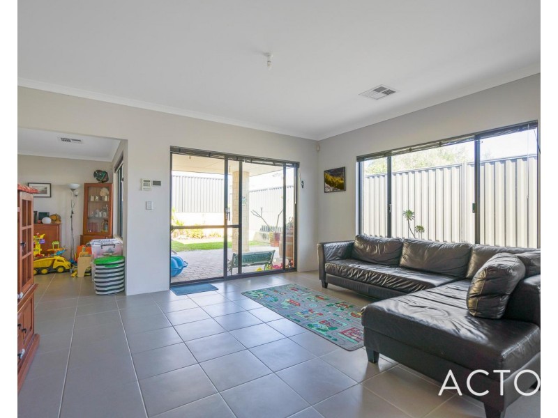 43 Yakas Chase, Spearwood WA 6163