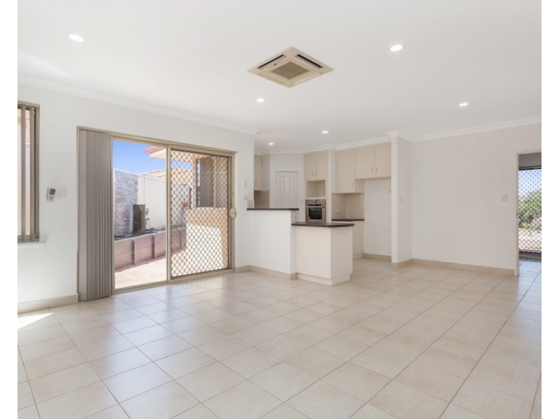 78A Pennlake Drive, Spearwood WA 6163