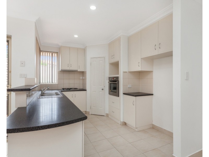 78A Pennlake Drive, Spearwood WA 6163