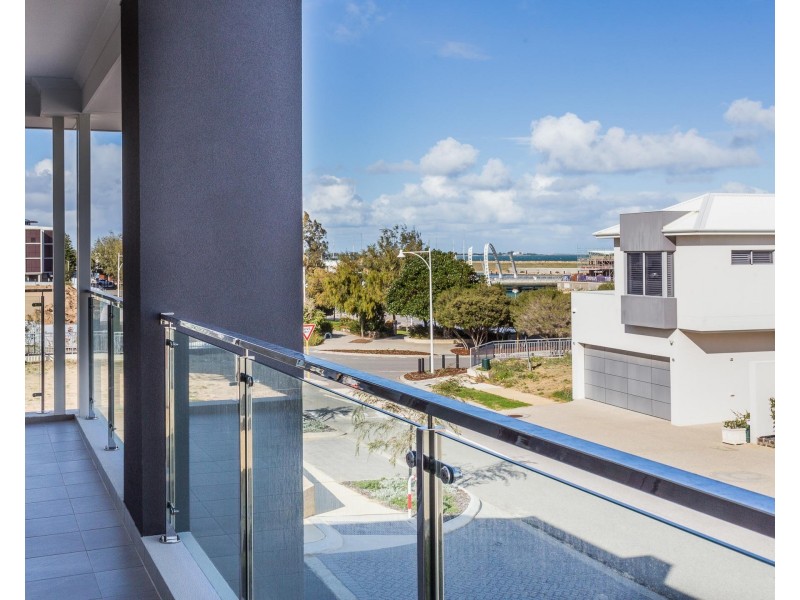 48 Medina Parade, North Coogee WA 6163