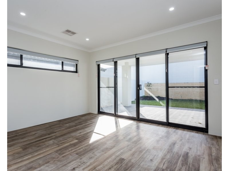 48 Medina Parade, North Coogee WA 6163