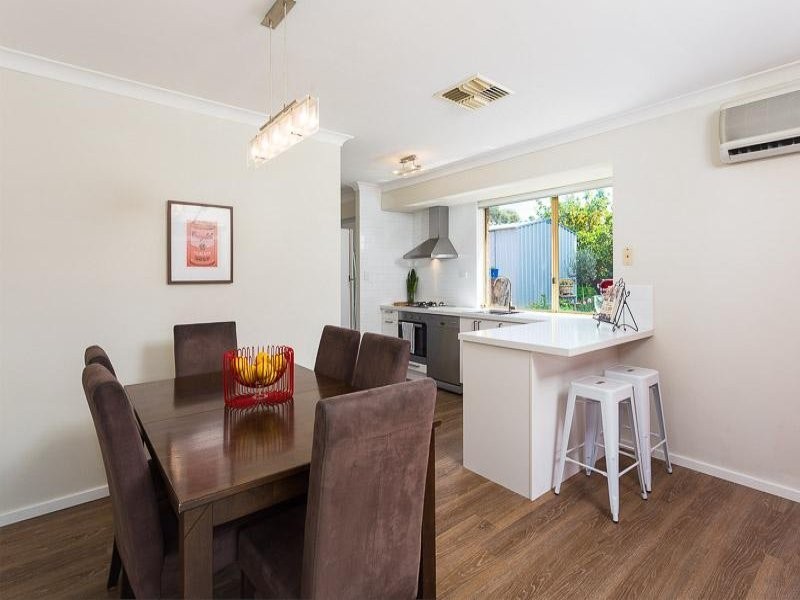 9 Grassbird Loop, Yangebup WA 6164