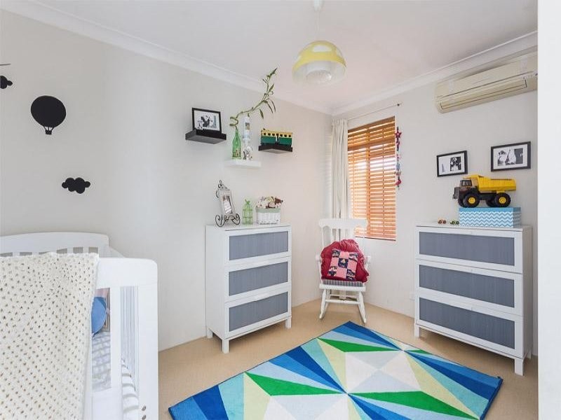 9 Grassbird Loop, Yangebup WA 6164