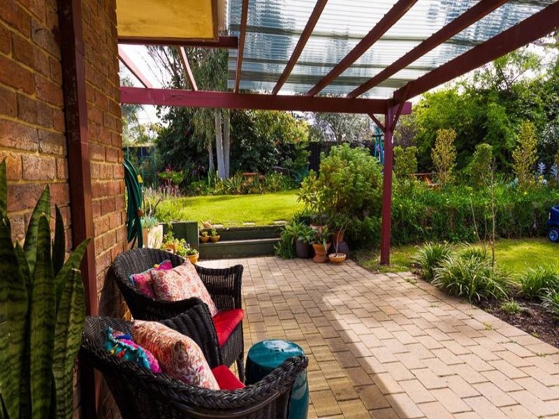 9 Grassbird Loop, Yangebup WA 6164