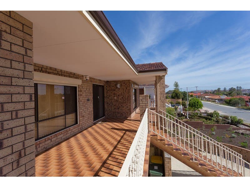 79 Leaside Way, Spearwood WA 6163