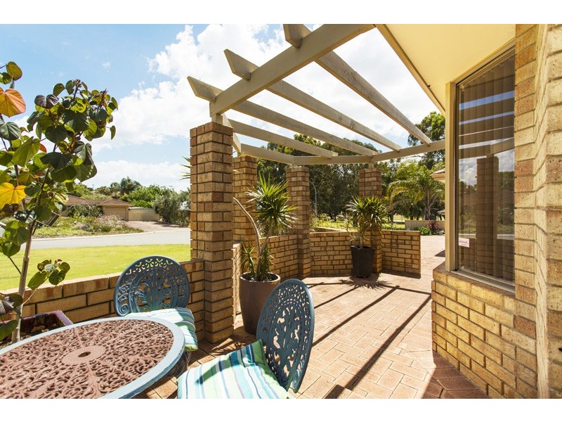 10 Dover Place, Yangebup WA 6164