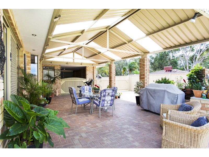 10 Dover Place, Yangebup WA 6164