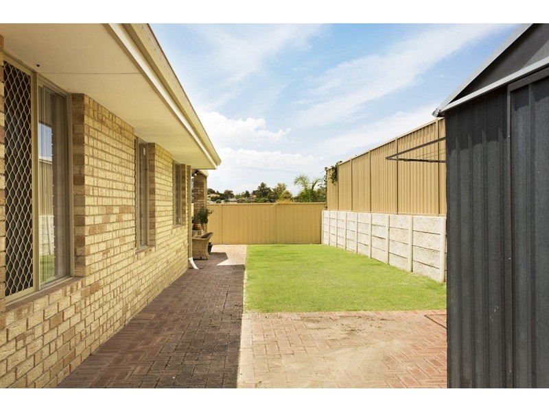 10 Dover Place, Yangebup WA 6164