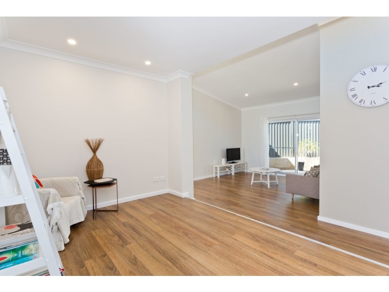 23 Scales Way, Spearwood WA 6163