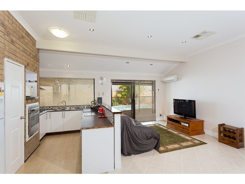 5 Vasse Court, Yangebup WA 6164