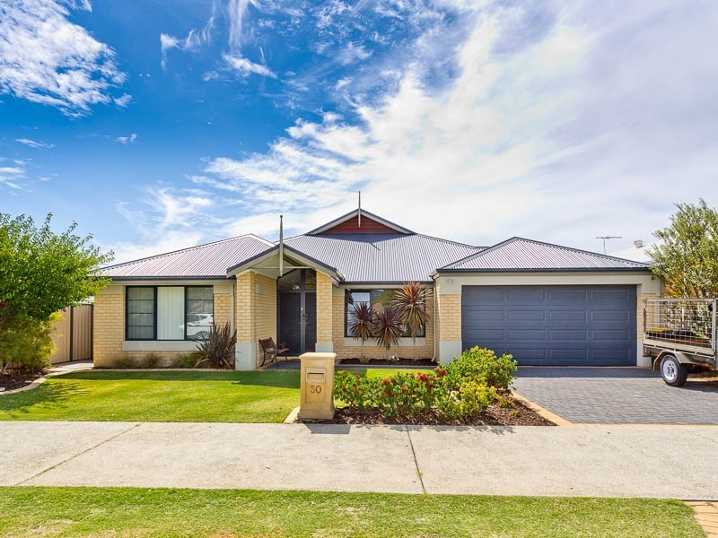 30 Camden Boulevard, Aubin Grove WA 6164