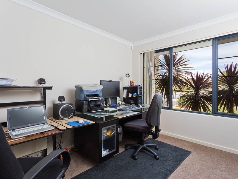 30 Camden Boulevard, Aubin Grove WA 6164