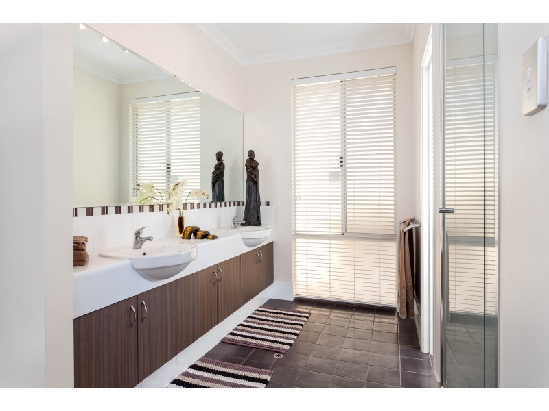 65 Peregrine Circle, Beeliar WA 6164