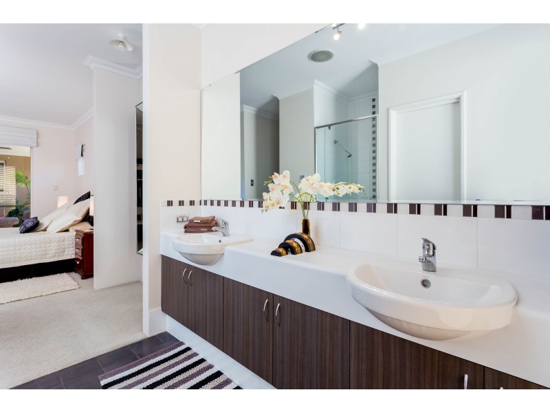 65 Peregrine Circle, Beeliar WA 6164