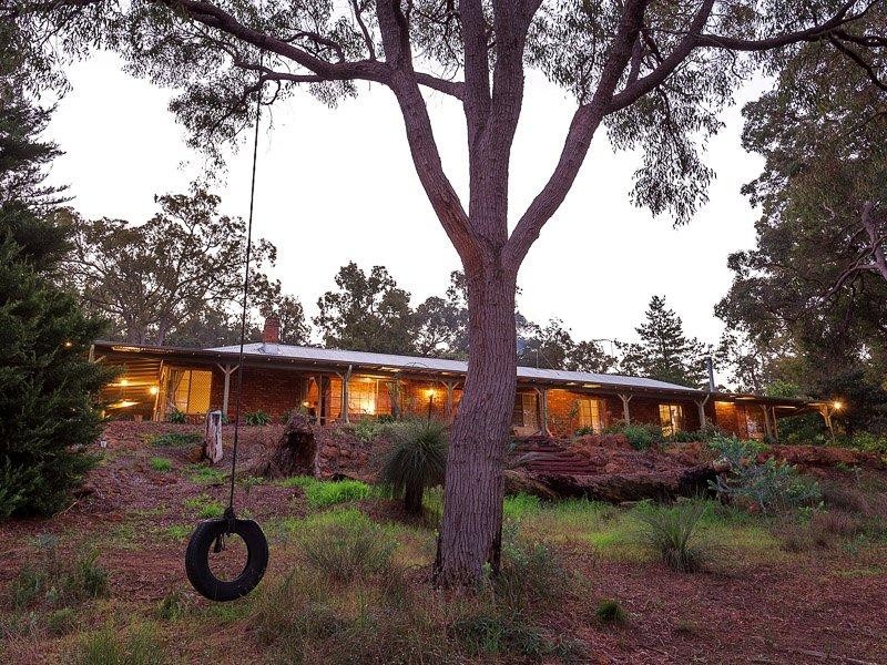 108 Chevin Road, Roleystone WA 6111