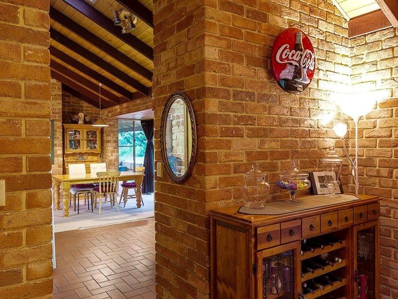 108 Chevin Road, Roleystone WA 6111