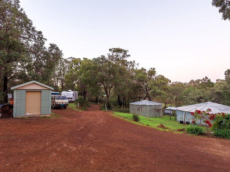 108 Chevin Road, Roleystone WA 6111