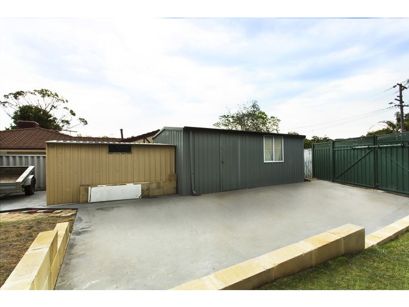 2 Bryah Court, Yangebup WA 6164