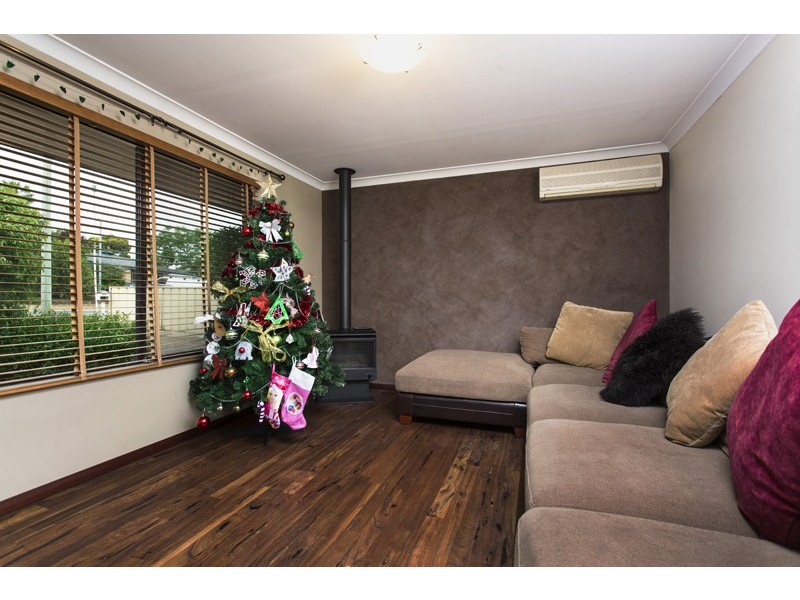 2 Bryah Court, Yangebup WA 6164