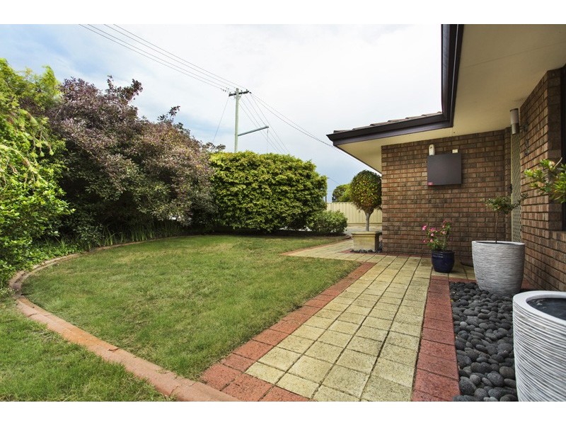 2 Bryah Court, Yangebup WA 6164