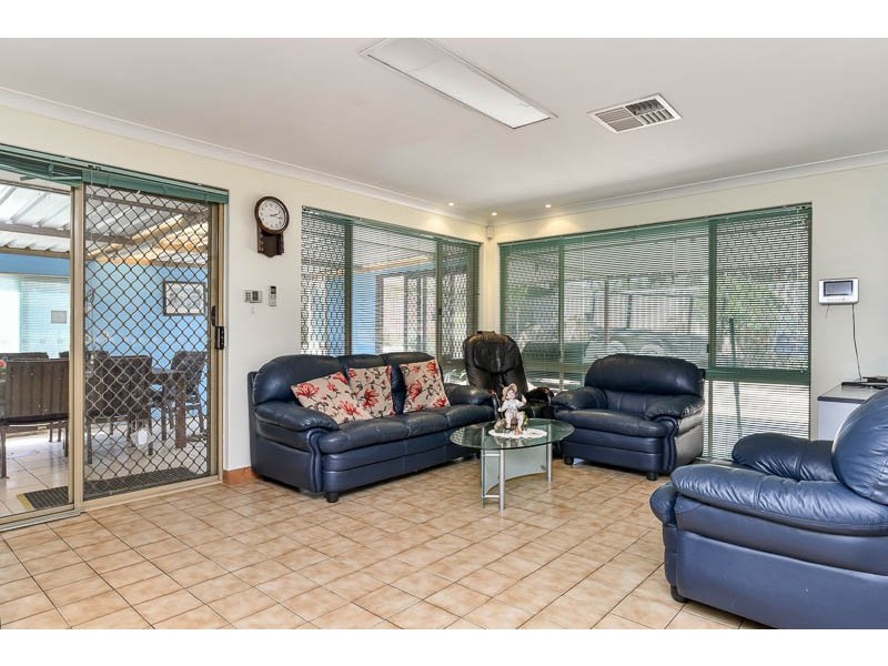 31 Bolderwood Drive, South Lake WA 6164