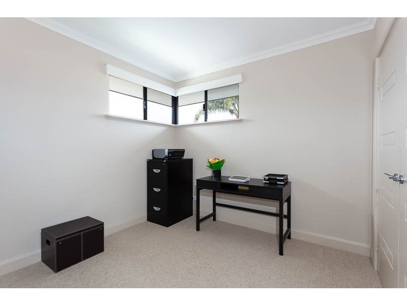 40B Crossland Way, Kardinya WA 6163