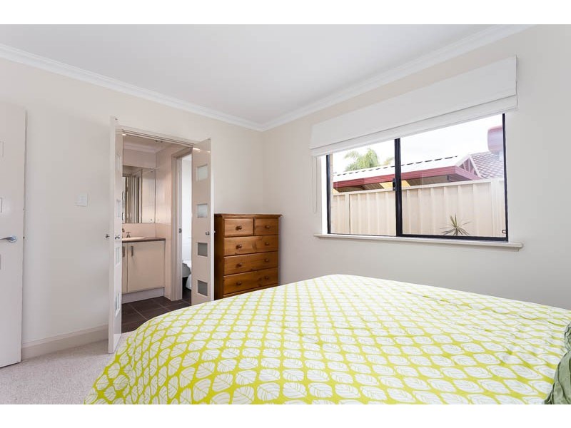 40B Crossland Way, Kardinya WA 6163