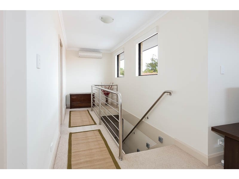 40B Crossland Way, Kardinya WA 6163