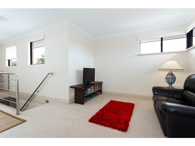 40B Crossland Way, Kardinya WA 6163