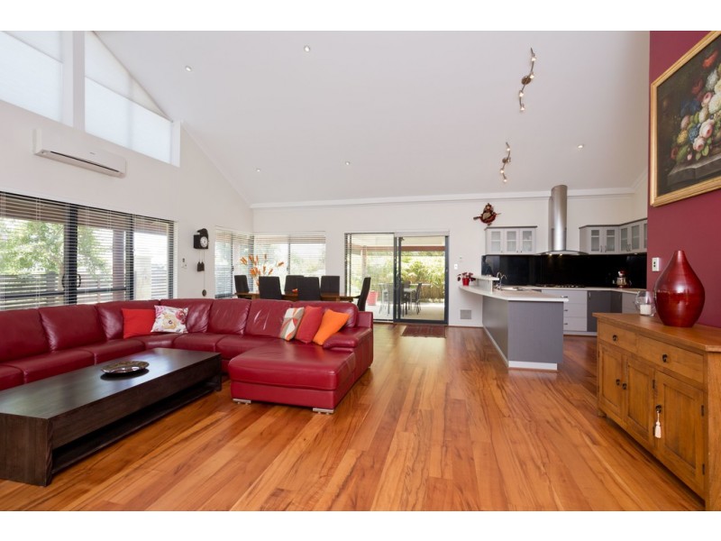 5 Bottlenose Link, Beeliar WA 6164