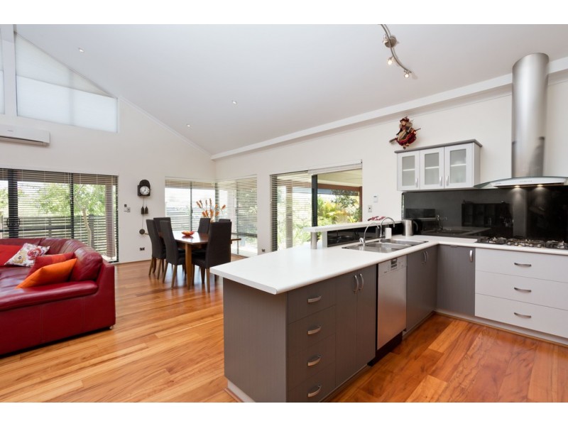 5 Bottlenose Link, Beeliar WA 6164