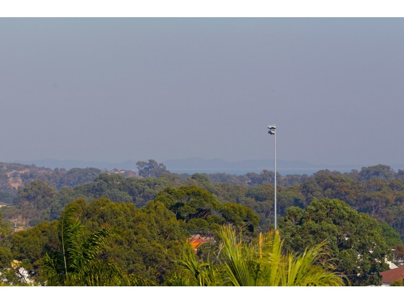 12 Orwell Court, Munster WA 6166