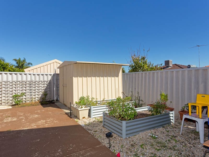 26 Turfan Way, Munster WA 6166