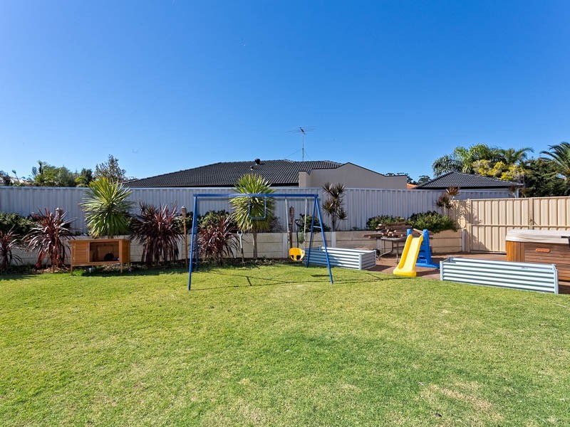 26 Turfan Way, Munster WA 6166