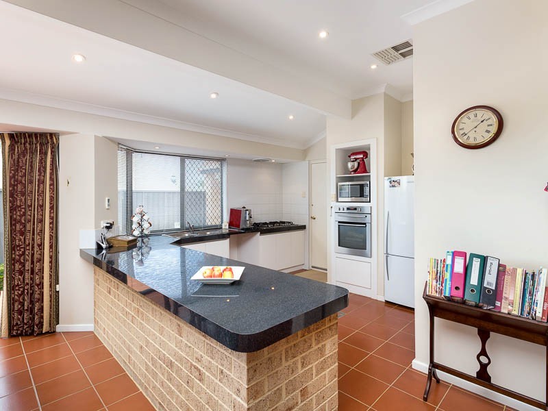 26 Strelitz View, Beeliar WA 6164