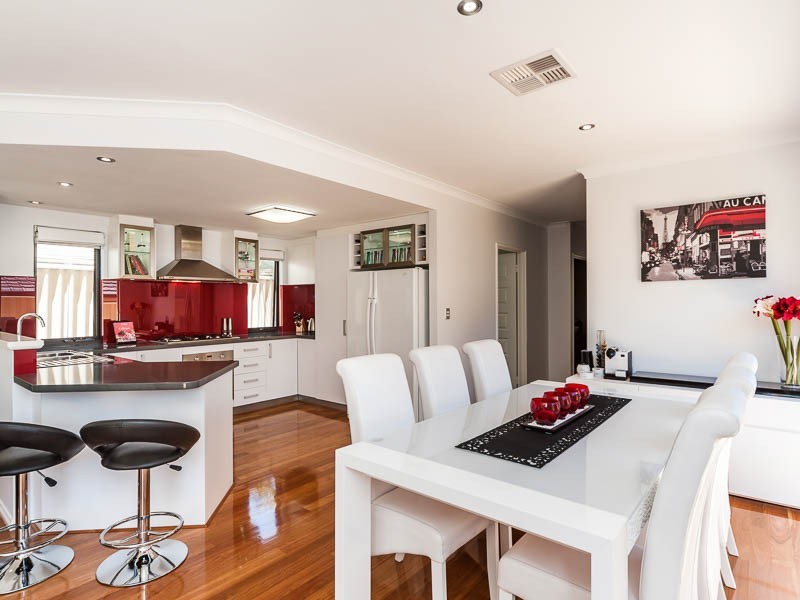 57B Crossland Way, Kardinya WA 6163