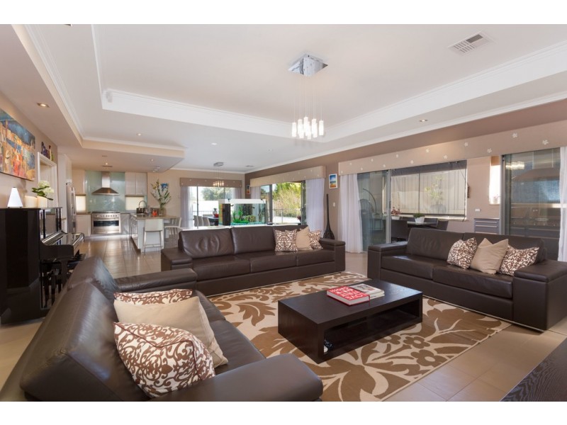 19 Weston Way, Kardinya WA 6163