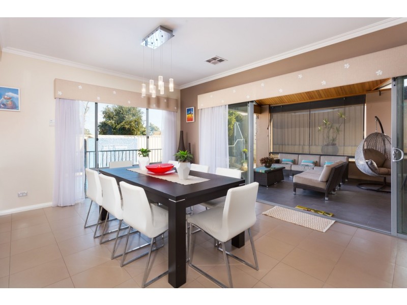 19 Weston Way, Kardinya WA 6163