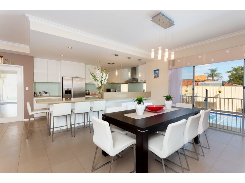 19 Weston Way, Kardinya WA 6163