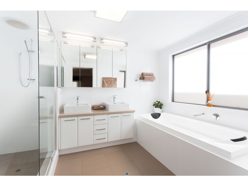 19 Weston Way, Kardinya WA 6163