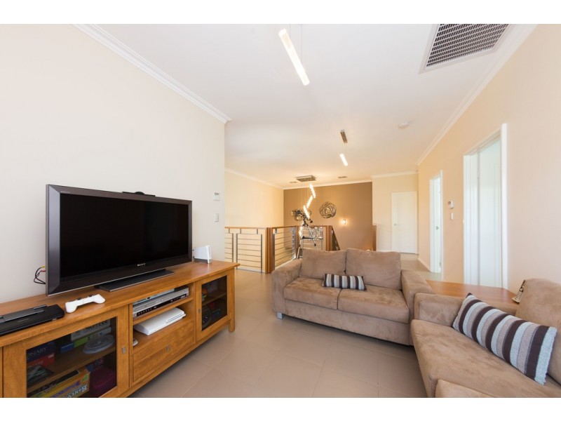 19 Weston Way, Kardinya WA 6163